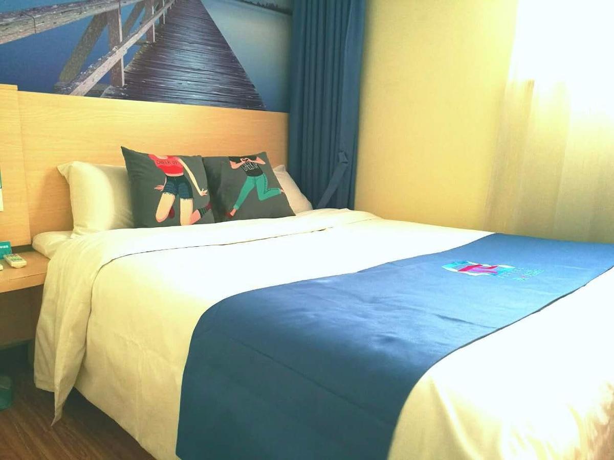 โรงแรมไผ ฉงชิง ฉีเจียง บัส สเตชั่น Qijiang ภายนอก รูปภาพ