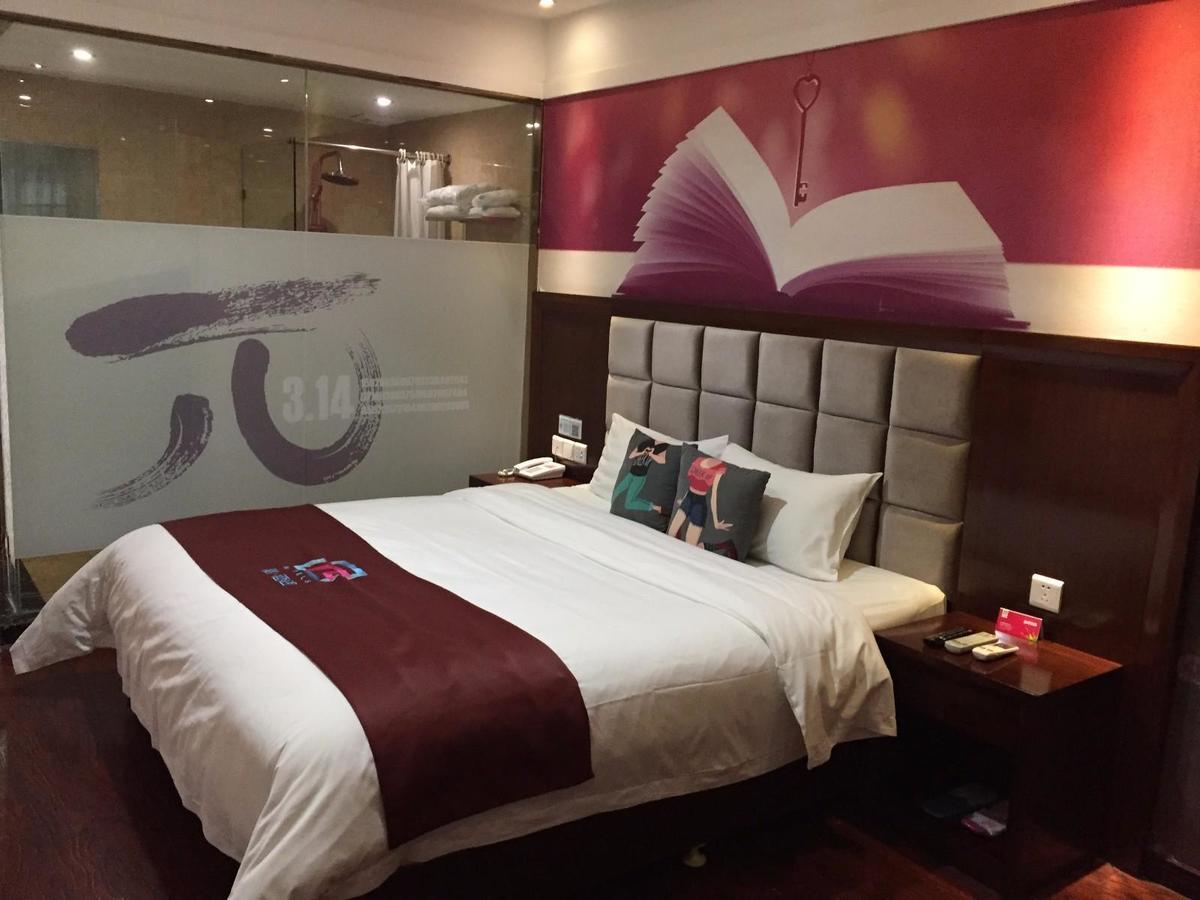 โรงแรมไผ ฉงชิง ฉีเจียง บัส สเตชั่น Qijiang ภายนอก รูปภาพ